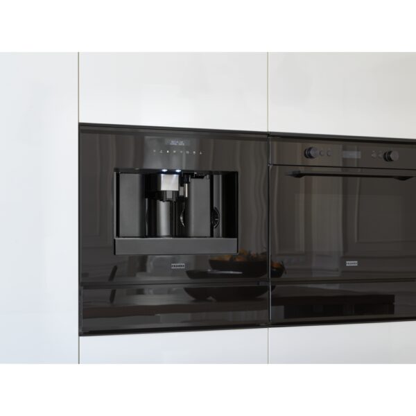 Ekspres do kawy do zabudowy Mythos FMY 45 CM BK