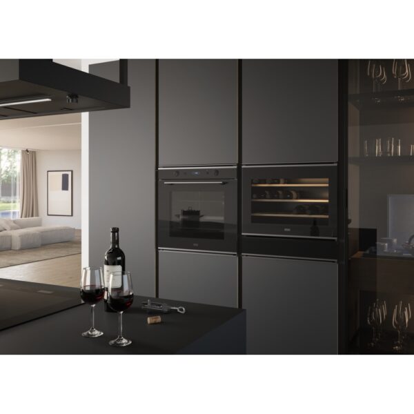 AP002_131.0690.488 Winiarka mythos FMY 24 WCR N XS